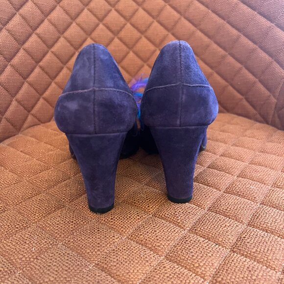 Aerosoles Purple Suede Heels with Turquoise and Purple Feather detail Size 7 - Picture 3 of 8
